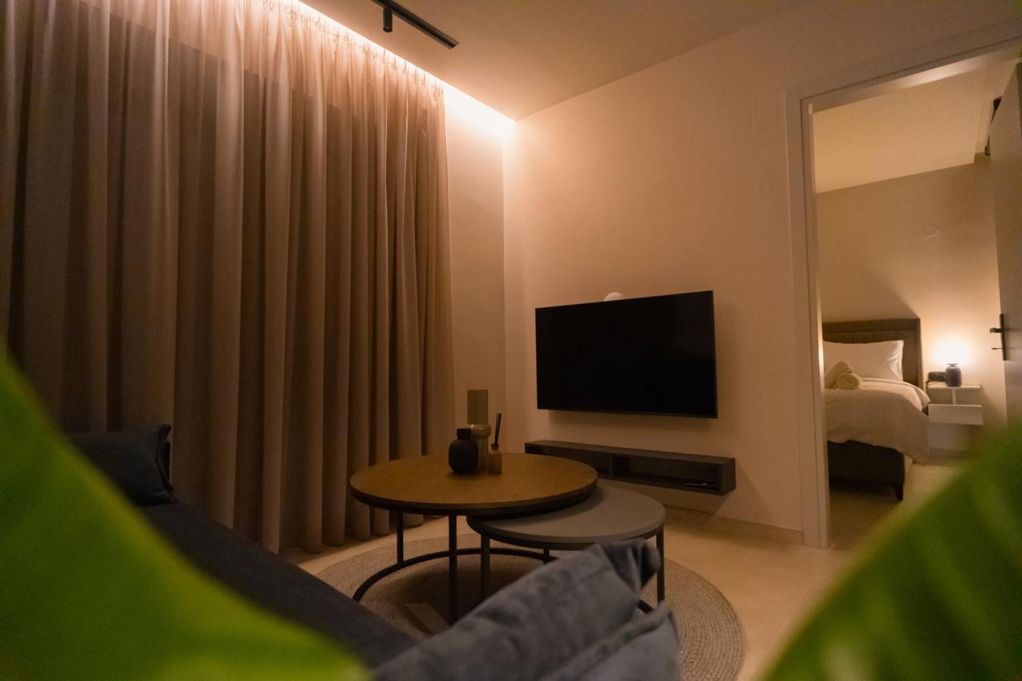 Id Residences Apartment *